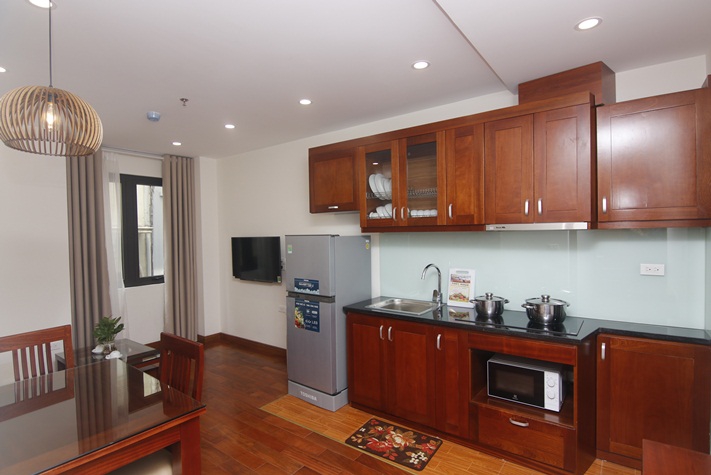 Service one bedroom apartment for rent near Lotte tower, Ba Dinh district, Ha Noi